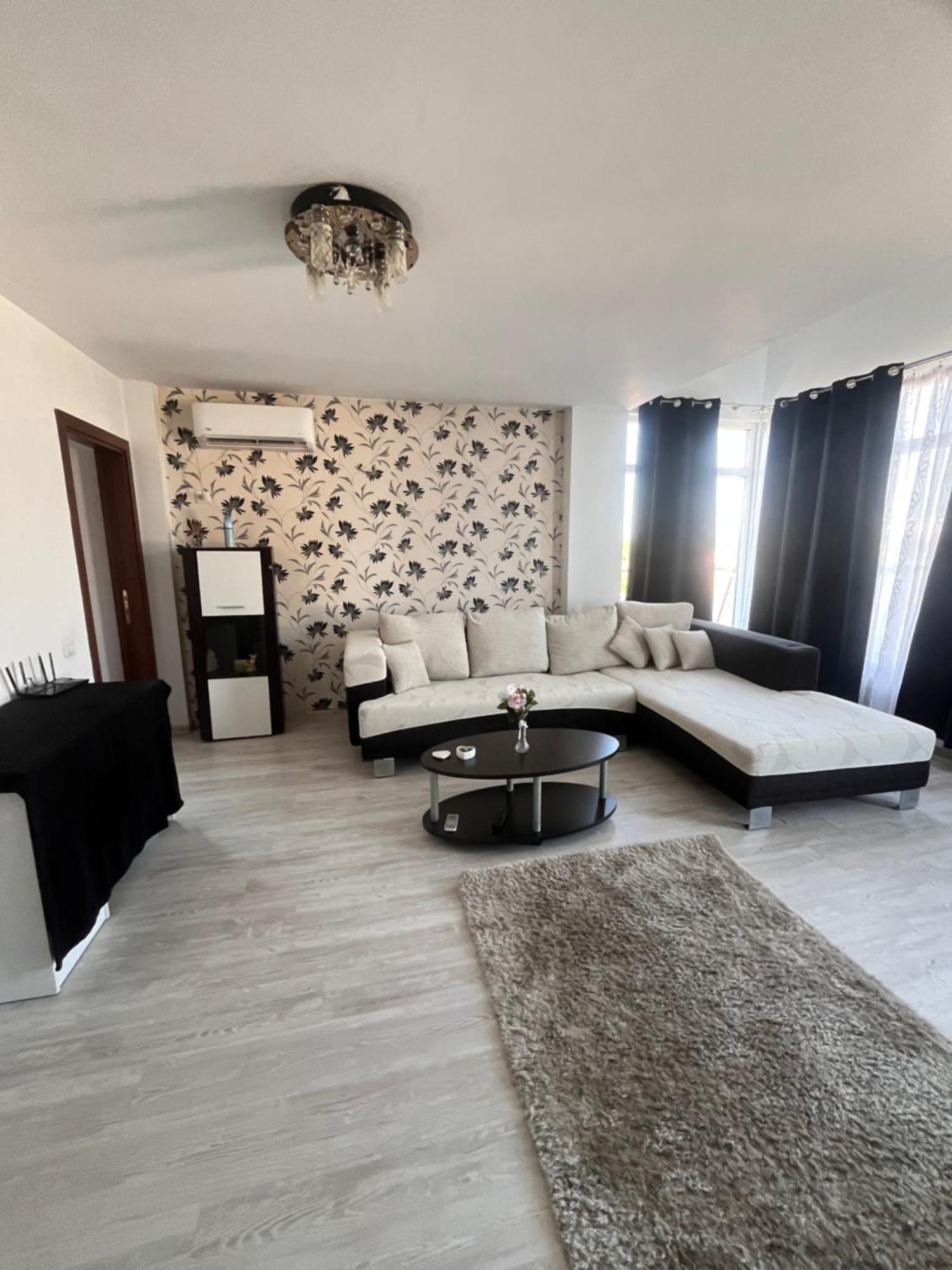 Sunset Holiday Home Bucureşti Exterior foto